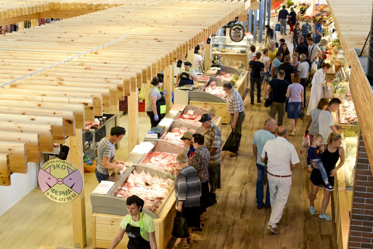 Оборудованные торговые точки на рынке Привозъ в Туле. Фото из свободного доступа