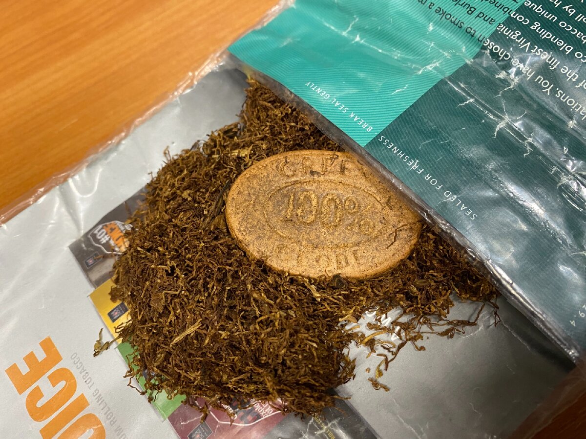 Да, сразу камушек туда...