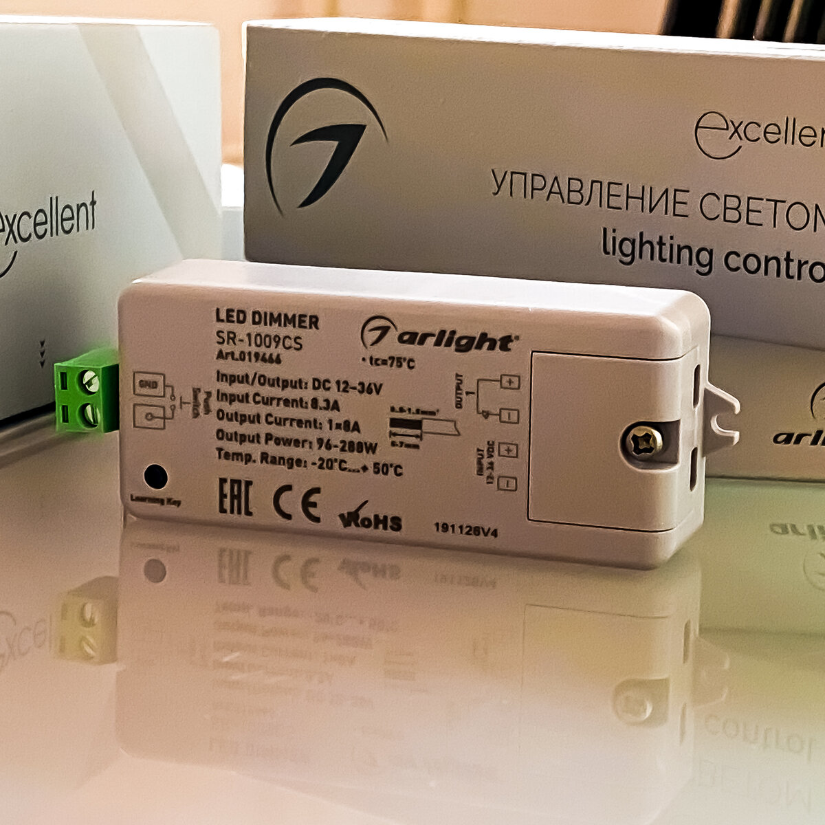 Димер для регулировки яркости  светодиодной ленты.  Фото автора.