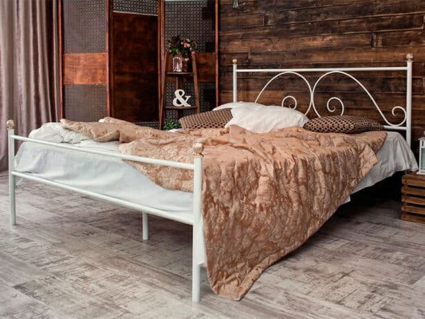 Металлическая кровать. Фотографии с сайта spb-krovati.ru