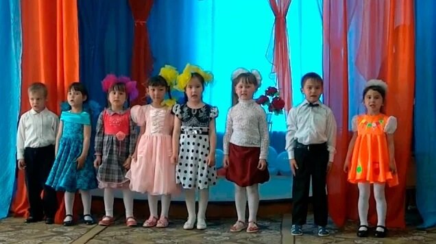 Полянка с солнышком. В. Выгляни солнышко. Детская песенка солнышко лучистое. Песня солнышко видео.