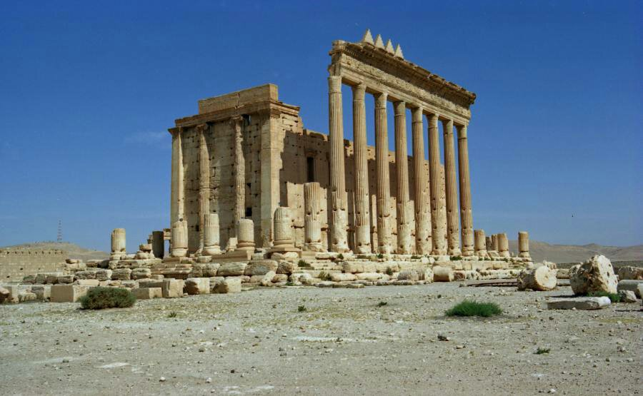 Древняя церковь типа Парфенон. Взято из книги по НХ » Забытый Иерусалим …»