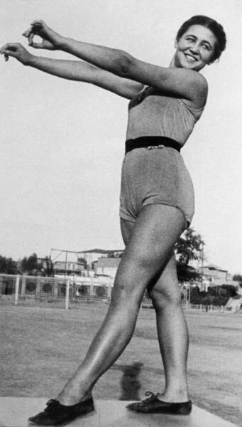 Спортсменка. Макс Пенсон, 1927 - 1929 год, Узбекская ССР, МАММ/МДФ.