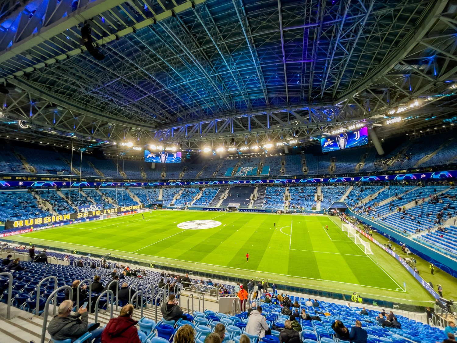 Газпром Арена. Как я первый раз на футбол ездил. Матч «Зенит-Ювентус» ⚽️??6