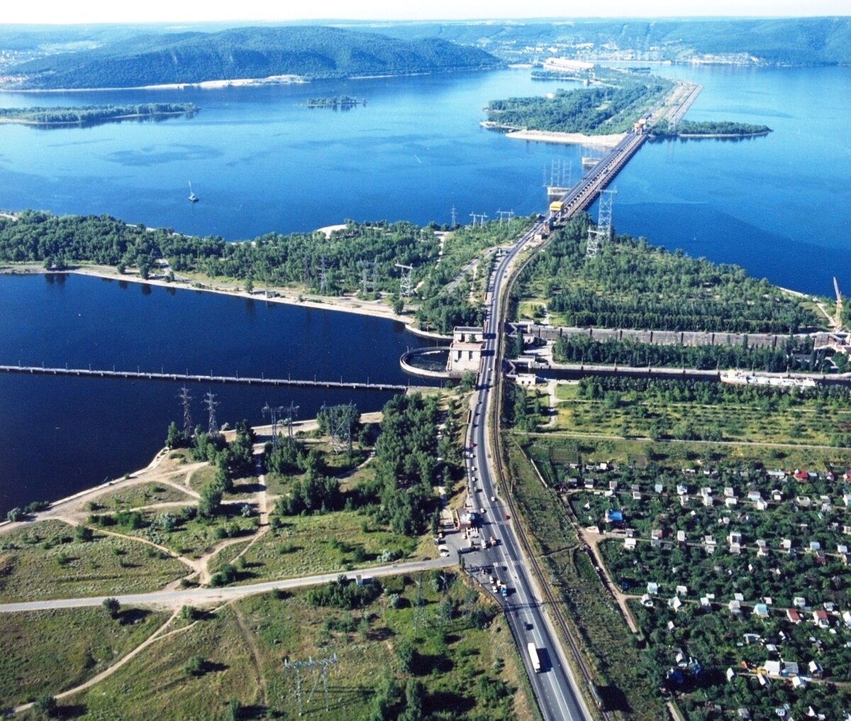 Куйбышевская ГЭС (фото из открытых источников).