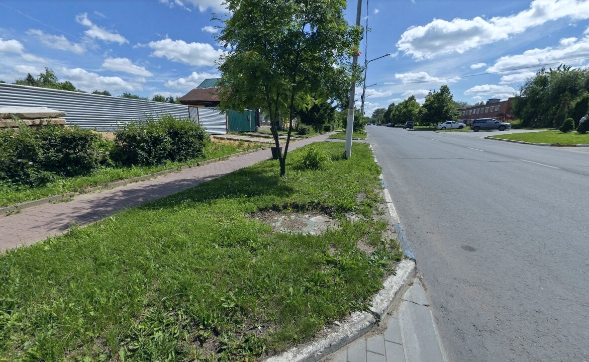 В годы СССР людей заботила семья, работа, но никак не деньги. Однако, уже тогда стало ясно – грядут перемены. Моя бабушка начинала простой санитаркой, а затем фельдшером в Ташкенте.