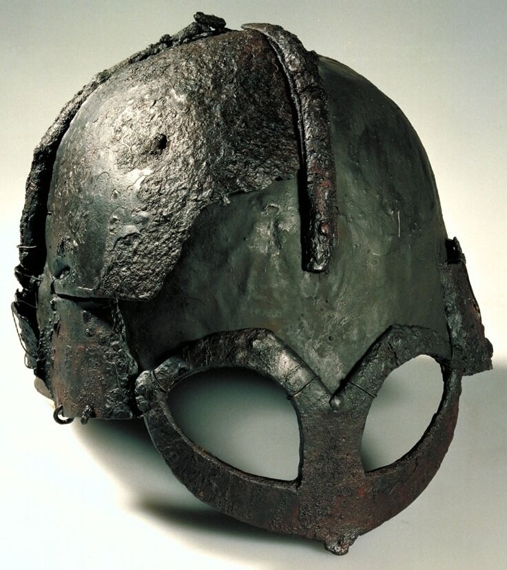 Шлем из Гьёрмундбю. Источник фото: ru.wikipedia.org