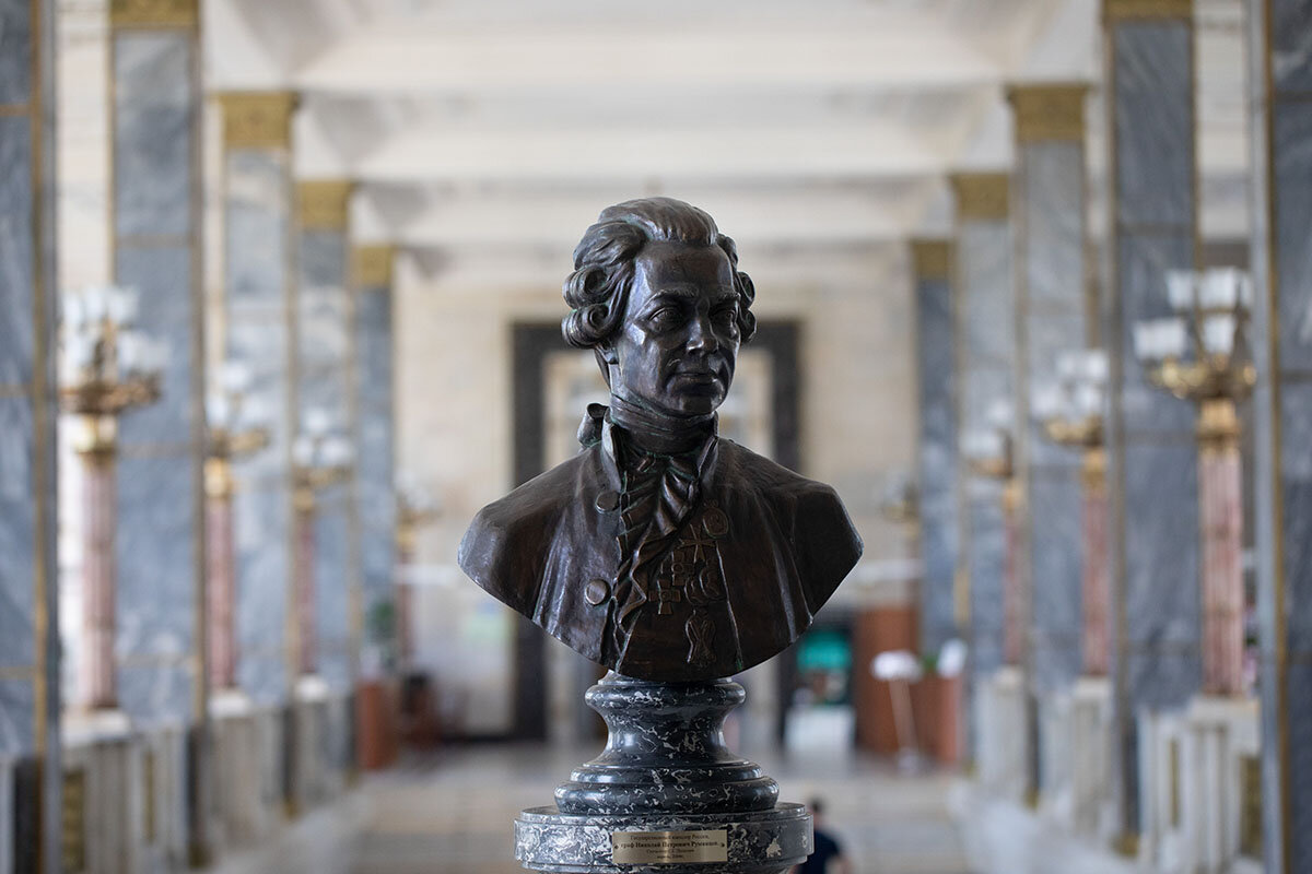 Бюст графа Румянцева в Российской государственной библиотеке. Фото: Мария Говтвань, РГБ