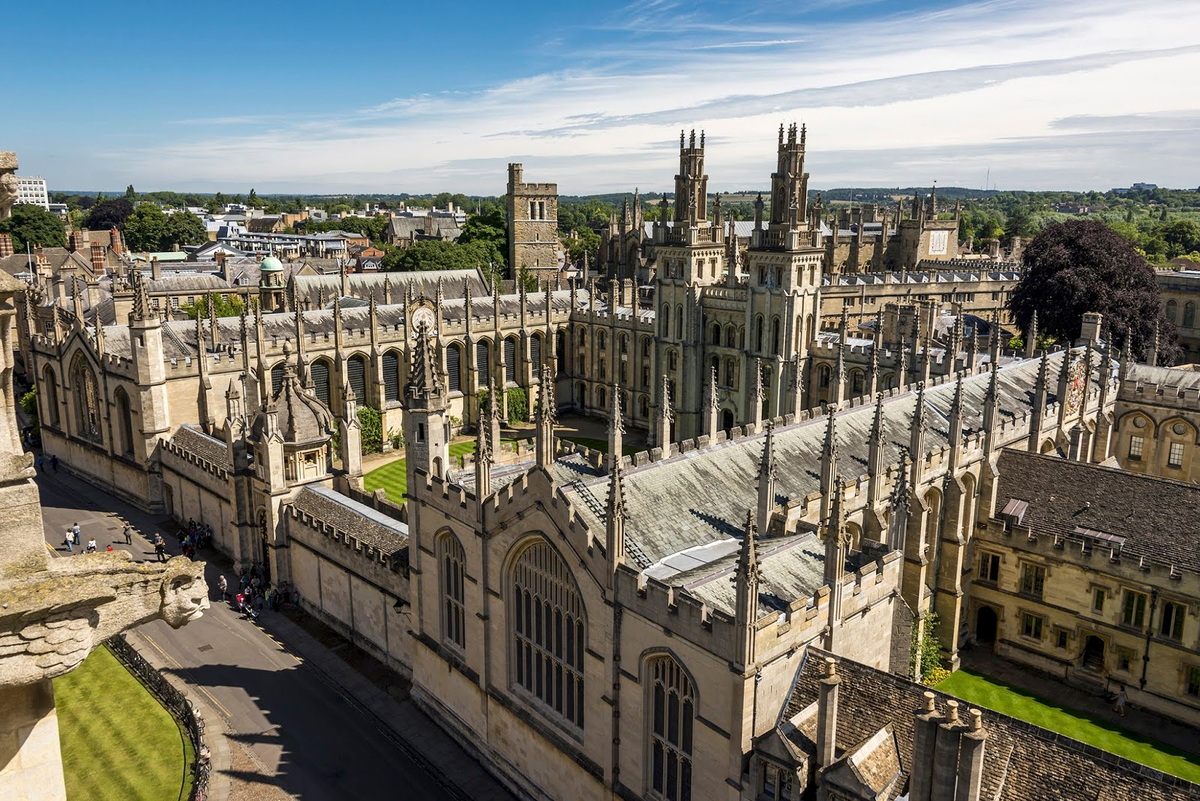 Оксфорд Англия университет. Оксфордский университет (University of Oxford), Великобритания. Оксфордский университет в средние века. Оксфордский университет архитектура.