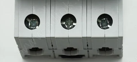 Винты ABB Basic M - момент затяжки согласно каталога 2.0 Н*м