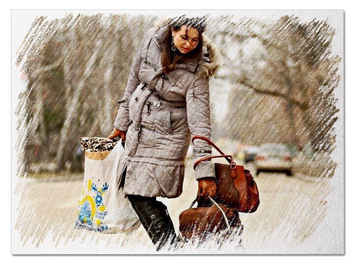 Как говорит одна моя подруга - женщине очень нужна третья рука.