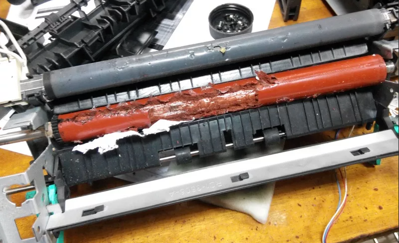 Поврежденный термовал