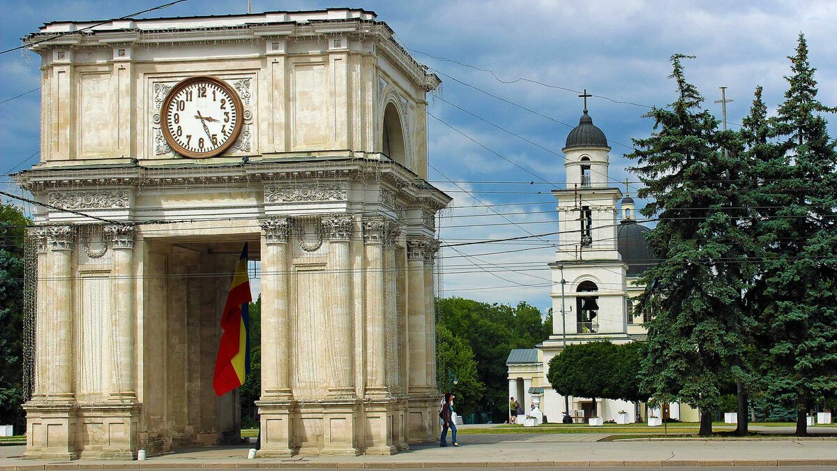 Арка Победы Кишинёв