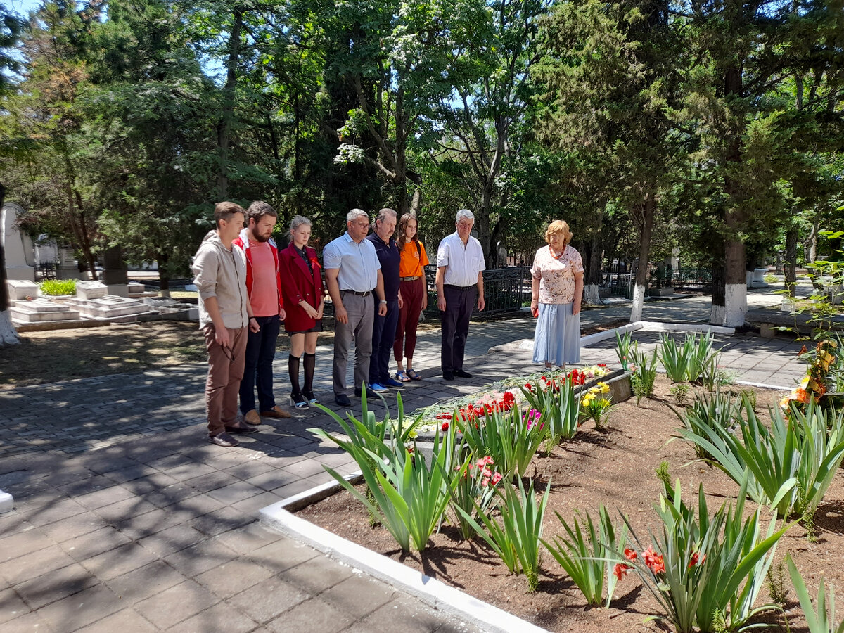 Партизанская севастополь. Севастопольские Партизаны. Севастополь паруса памяти.