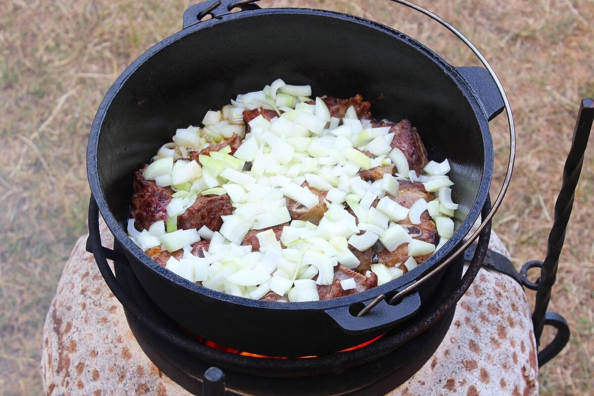 Шурпа в казане на костре из говядины - пошаговый рецепт приготовления вкусной шурпы по-узбекски