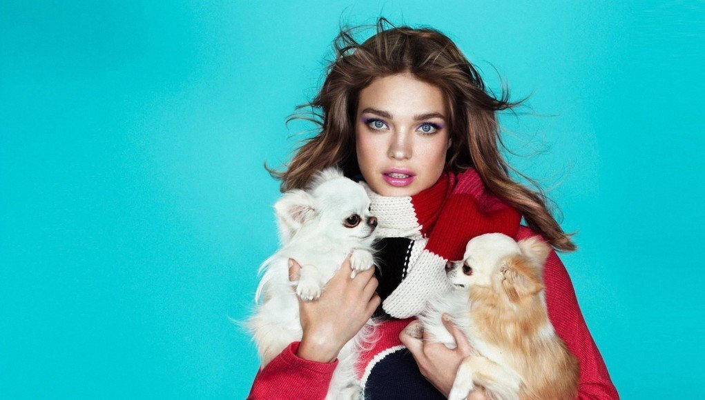 Наталья Водянова – отличный пример того, как из провинциального городка попасть в удивительный мир высокой моды. За ее милой и слегка наивной внешностью скрывается настойчивая девушка, которая за рекордных 3 года добилась колоссальных успехов.