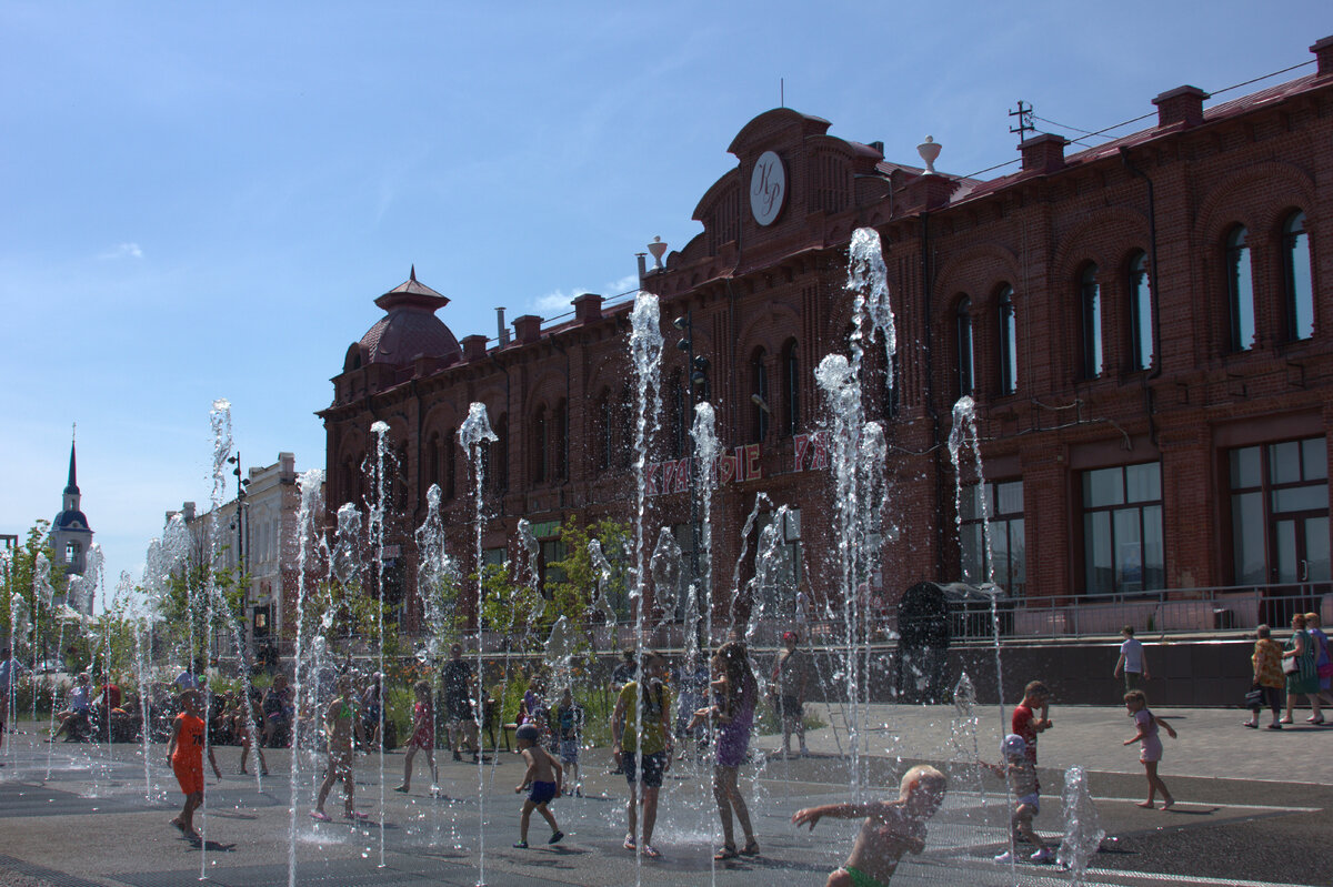 Молодёжный сквер.