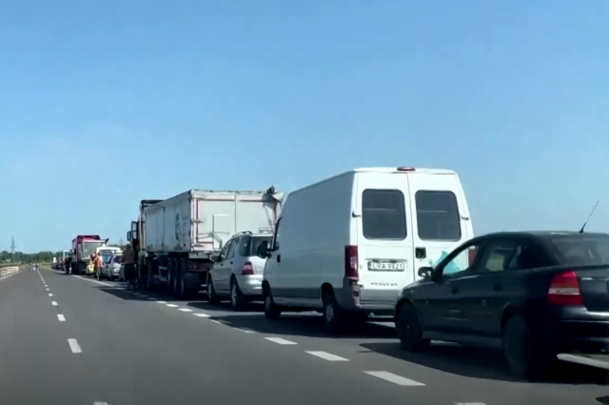    В Польше выстроилась длинная очередь за углем