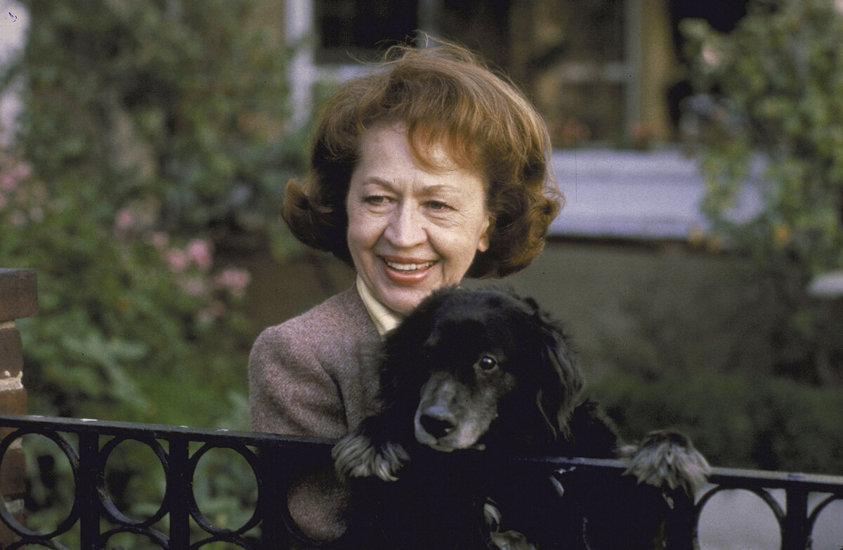    Джейн Диксон со своей собакой, 1979 год., фото: Diana Walker/Getty Images