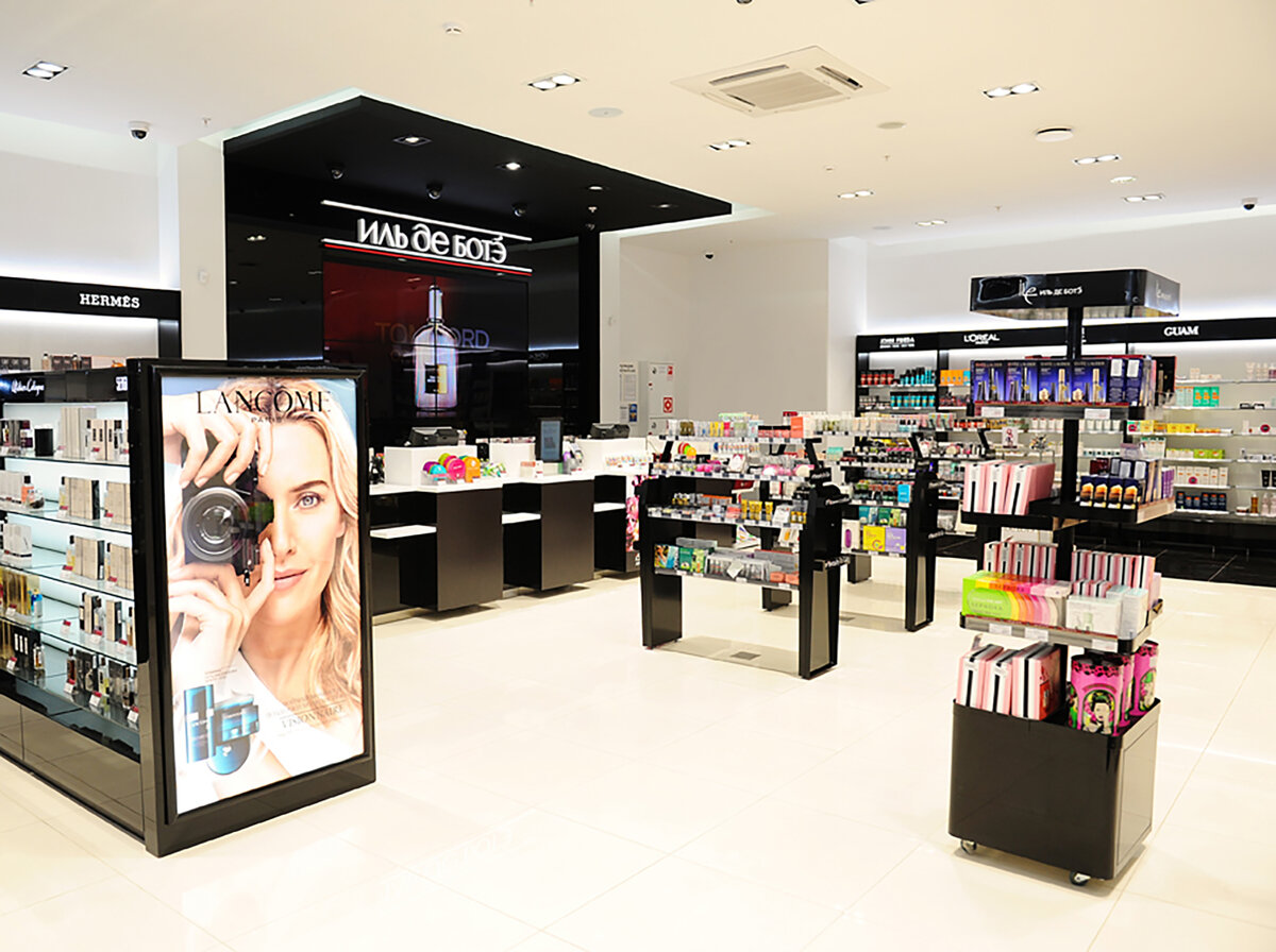 Известная сеть магазинов женской косметики вновь вернется в Приморье