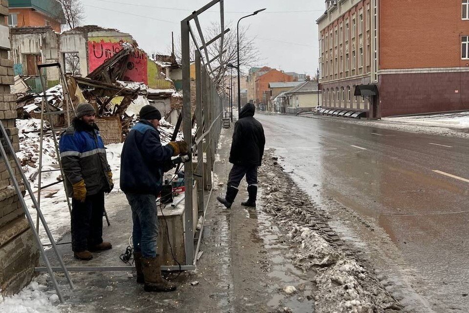     Затраты на возведение забора муниципалитет планирует взыскать с собственника через суд  Официальный сайт администрации Оренбурга