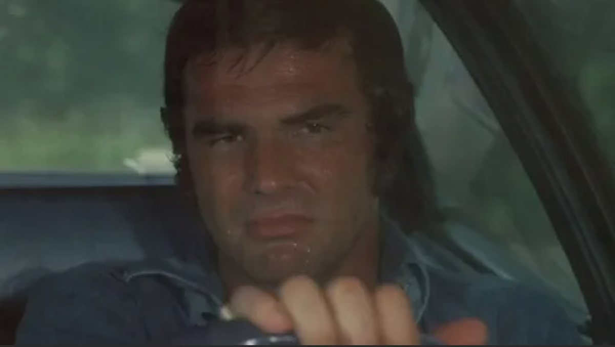 Кадр из фильма "Белая молния" (1973)