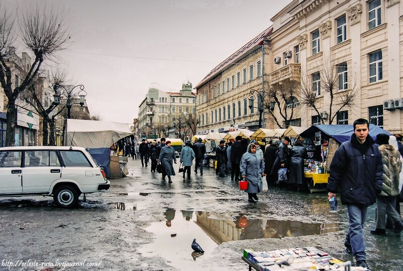 Рынок из 2000-х.