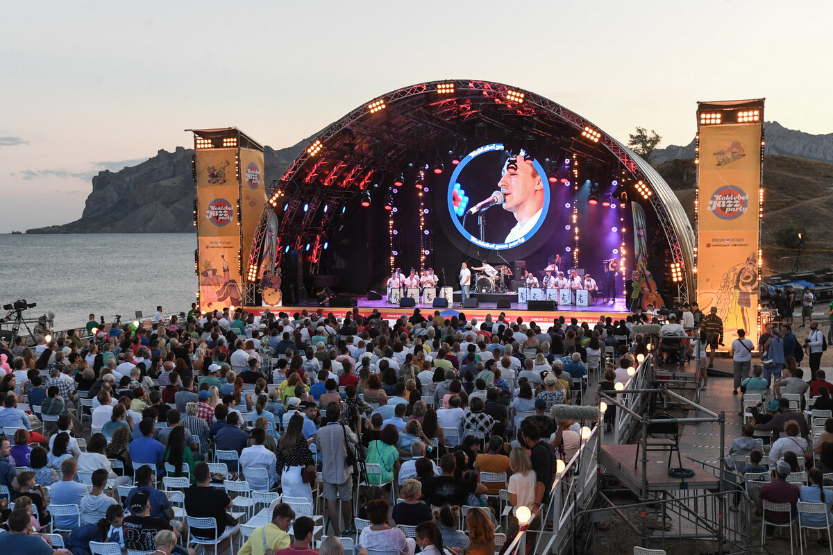 Концерт фестиваля Koktebel Jazz Party / Турпортал Крыма, Константин Крестьянинов
