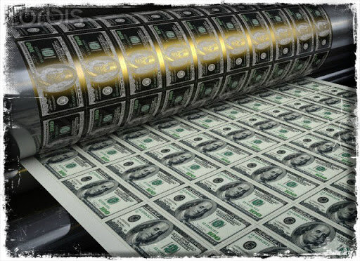 Источник: http://www.bolshoyvopros.ru/questions/2246653-pochemu-ssha-pechataet-dengi-beskontrolno.html.