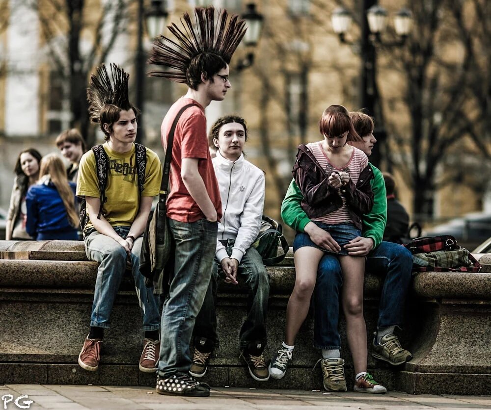 Группы современной молодежи. Современная молодежь. Веселые подростки. Подростковые субкультуры. Креативная молодежь.