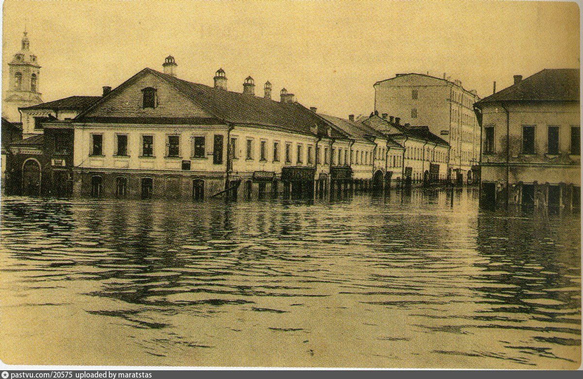 Большая Ордынка в районе Болотной площади в 1908 году. Фото: pastvu.com