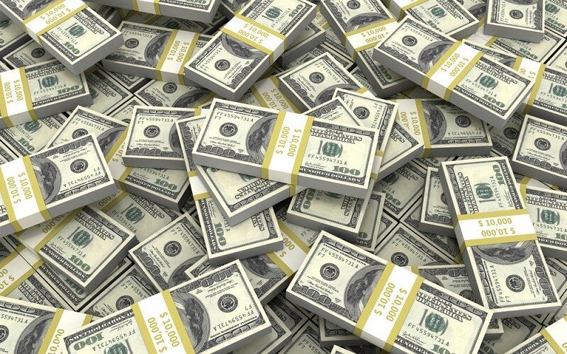 Кто-то хочет как можно больше заработать, а кто-то - сэкономить.