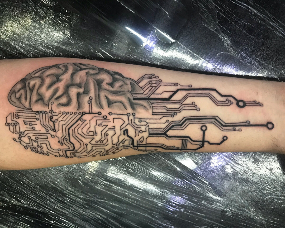 Тату в стиле киберпанк. Фото с сайта https://tattoofresh.ru