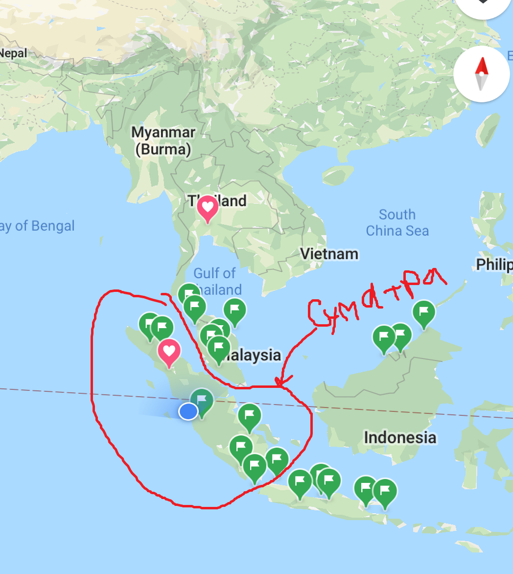 Пересекающая пунктирная линия - это экватор :) синий кружок показывает наше местонахождение: ниже экватора, в Южном полушарии, на момент 1 декабря 2019 года. Встретили зиму в Южном полушарии. Это ли не символично?!
