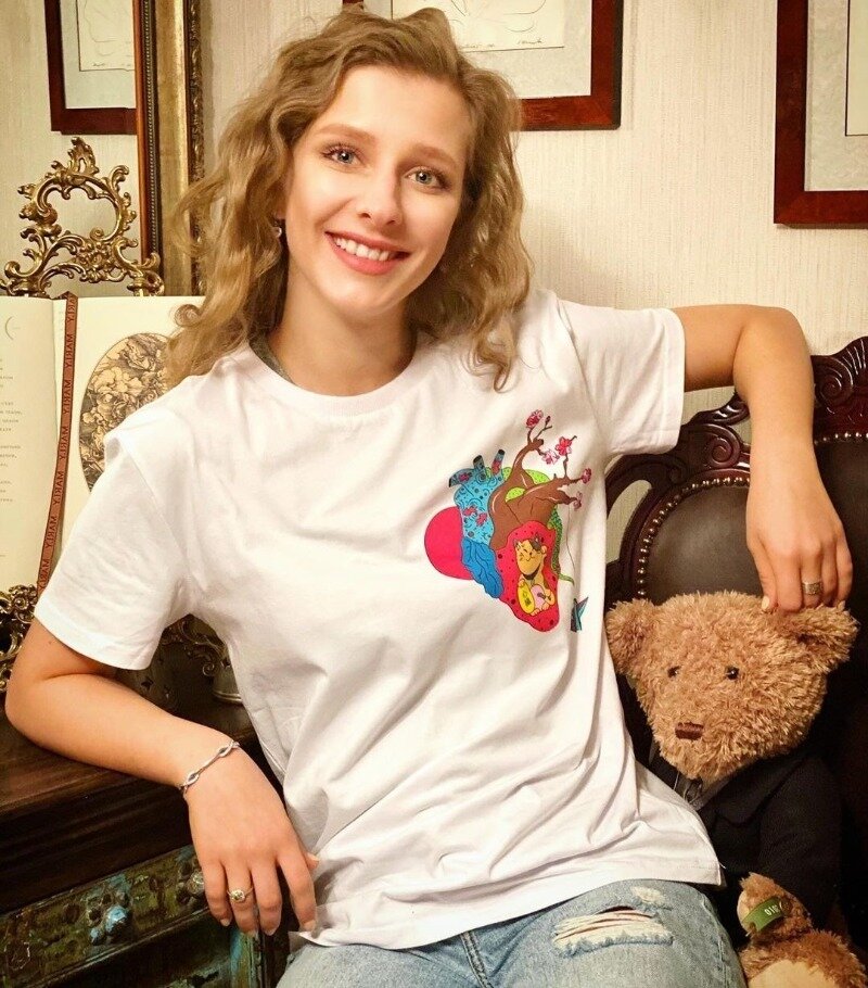 25-летняя Лиза. Источник фото https://www.instagram.com/p/CF_-N8xBDeI/