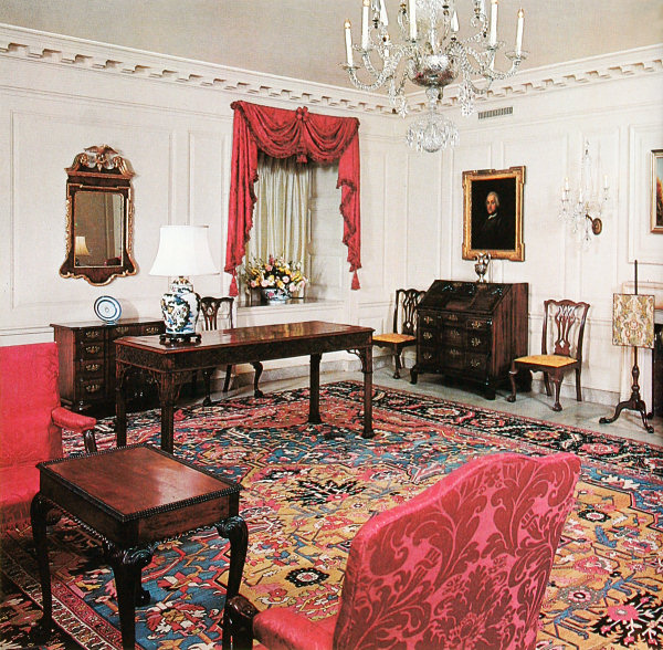 Карточная комната. The Roosevelt Room White House. The White House inside 1814. Фарфоровая комната в белом доме. Красная комната (белый дом).