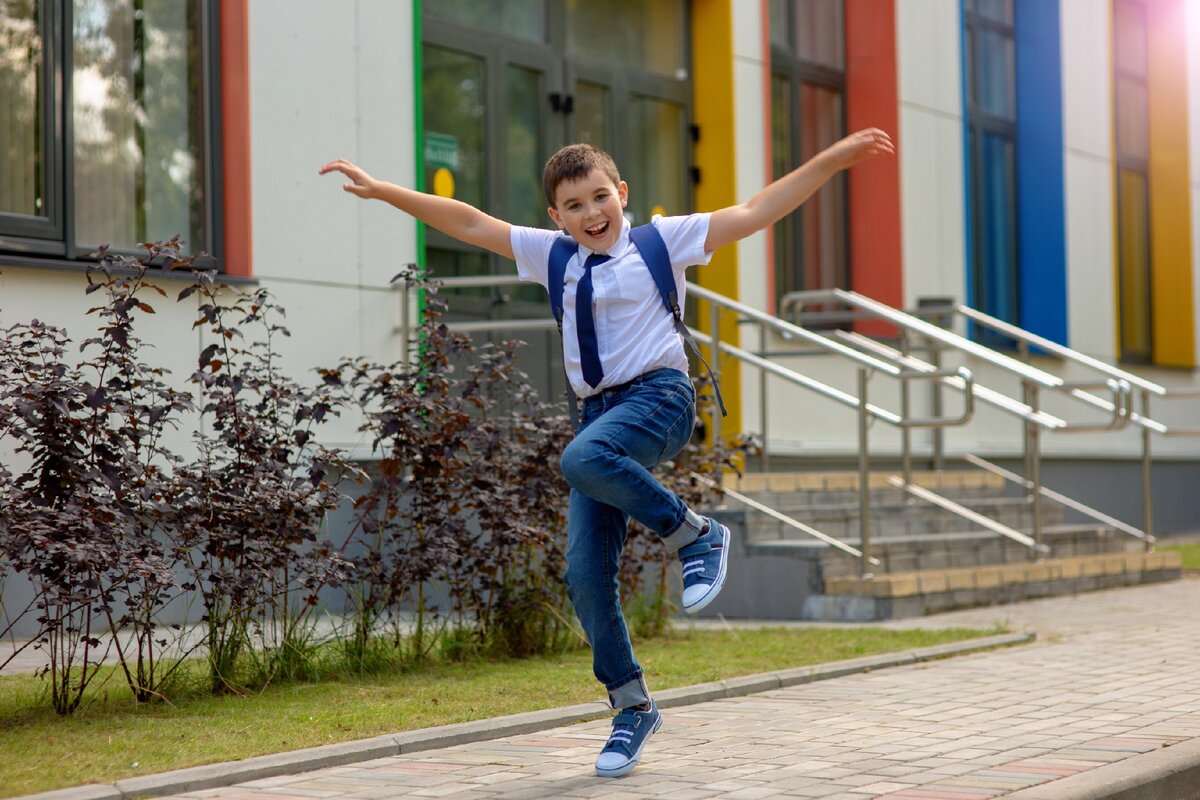 7 советов психолога, чтобы ребёнок бежал на учёбу | 👨‍👩‍👧‍👧 ЦСО «Хочу  Учиться» | Дзен