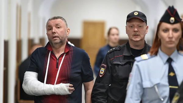 Чекалин после дачи показаний на сослуживцев