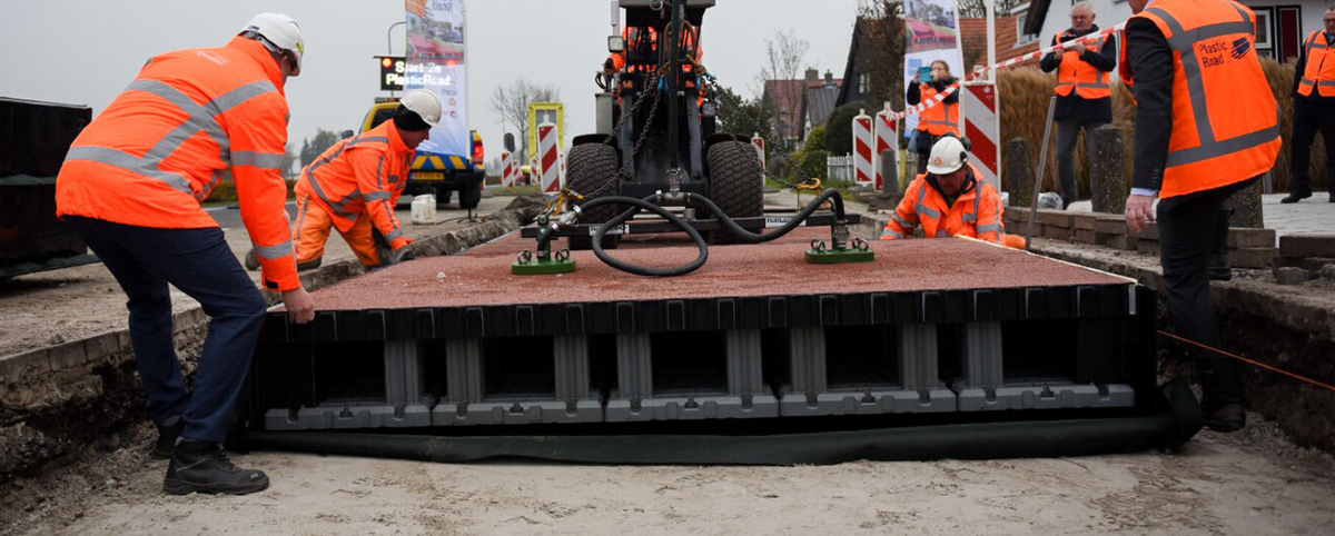 Источник фото: plasticroad.com