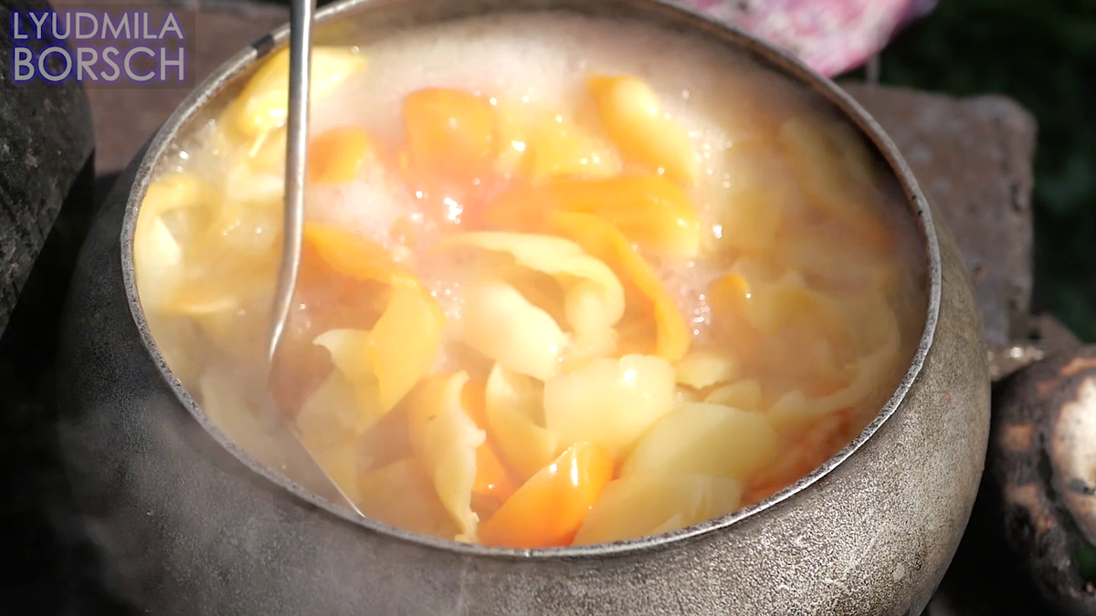 Хоть 100 банок закрой, все будет мало. Самая простая и вкусная заготовка на зиму из перца. Хоть 100 банок закрой, все будет мало. Самая простая и вкусная заготовка на зиму из перца.