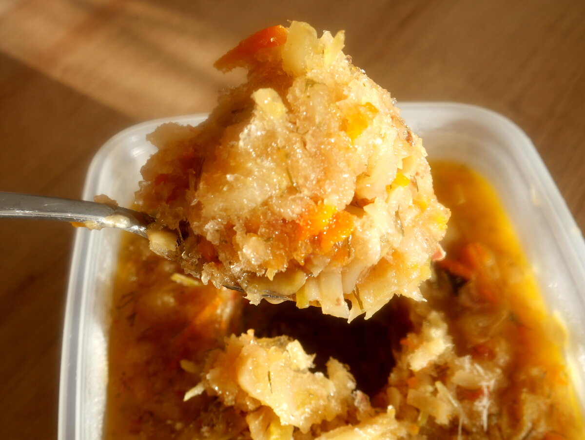 На фото – мороженое из щей :)