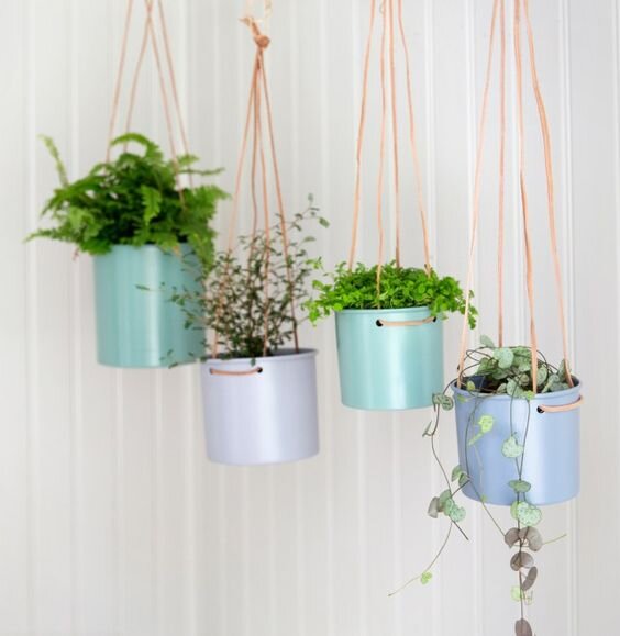 МК как сплести кашпо шар из ротанга своими руками. DIY hanging planters made of artificial rattan