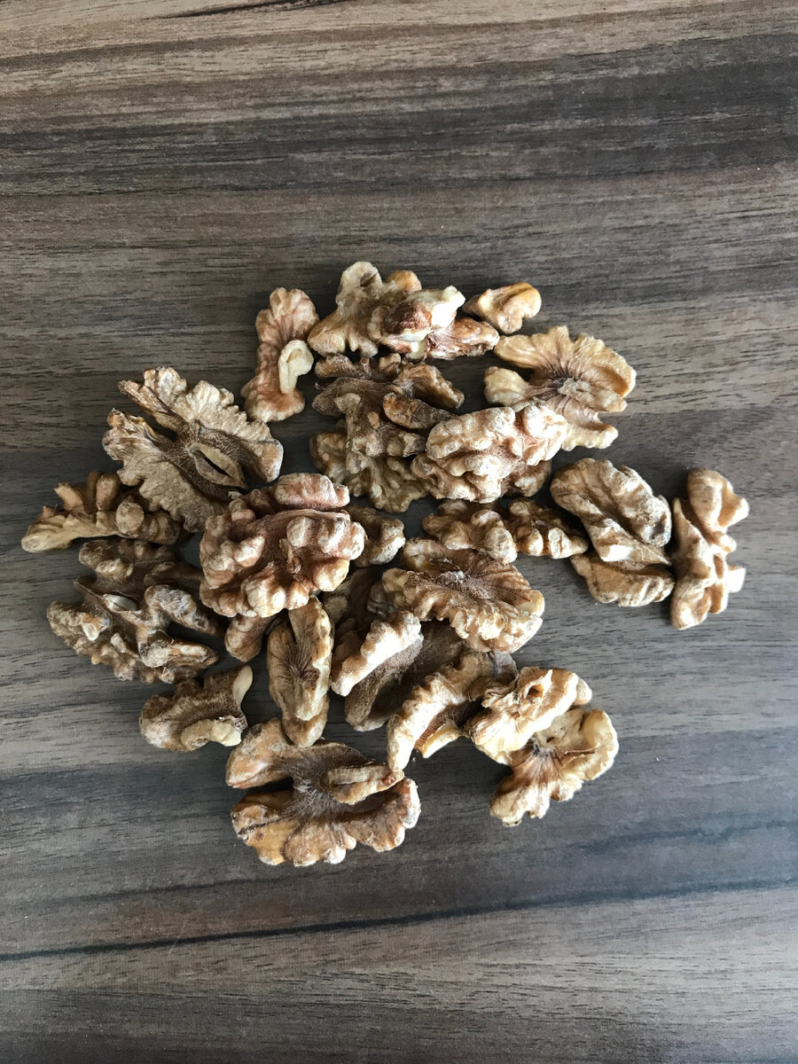 Грецкий орех очень похож на мозг 🧠 