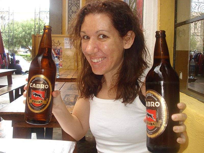 Jocelyn Saurini. Гватемала, пиво Кабро