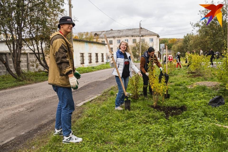     Посадить дерево и кустарник 17 сентября сможет каждый. Антон ЗАБИРОВ