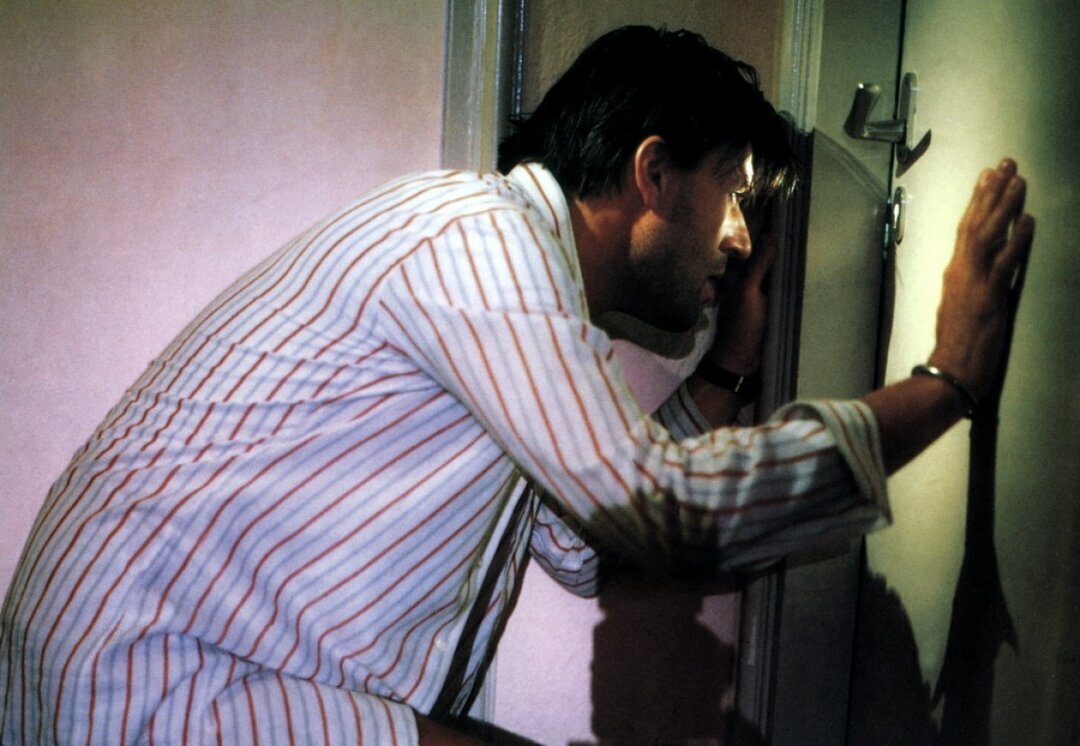 Здесь и далее - кадры из «Четвёртого мужчины»