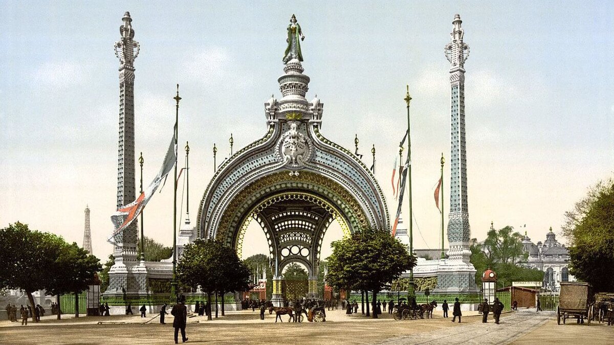 МЕЖДУНАРОДНАЯ ВЫСТАВКА В ПАРИЖЕ, ФРАНЦИЯ. 1900. ФОТОГРАФИЯ: БИБЛИОТЕКА КОНГРЕССА, ВАШИНГТОН, США 