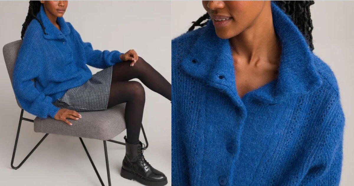 Синий свитер