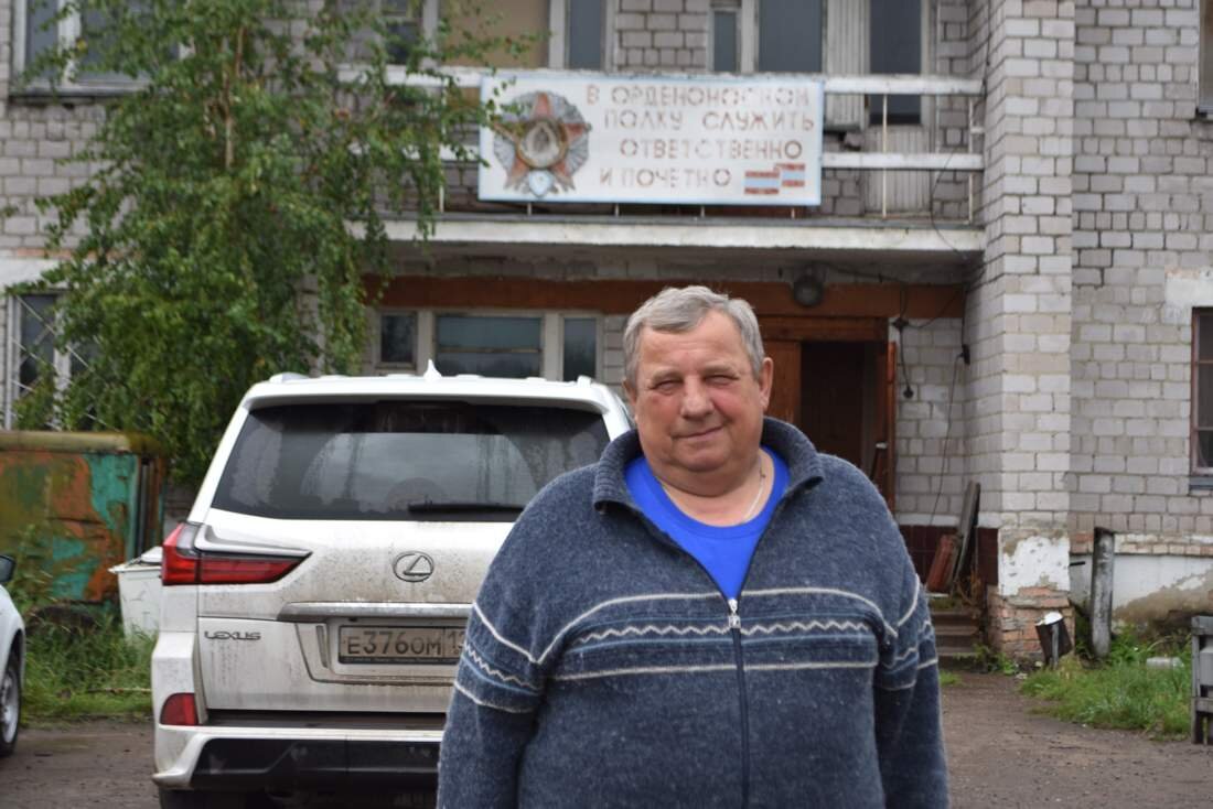 Сергею Королькову придётся покинуть эти места после 15 лет тяжёлого труда на земле.