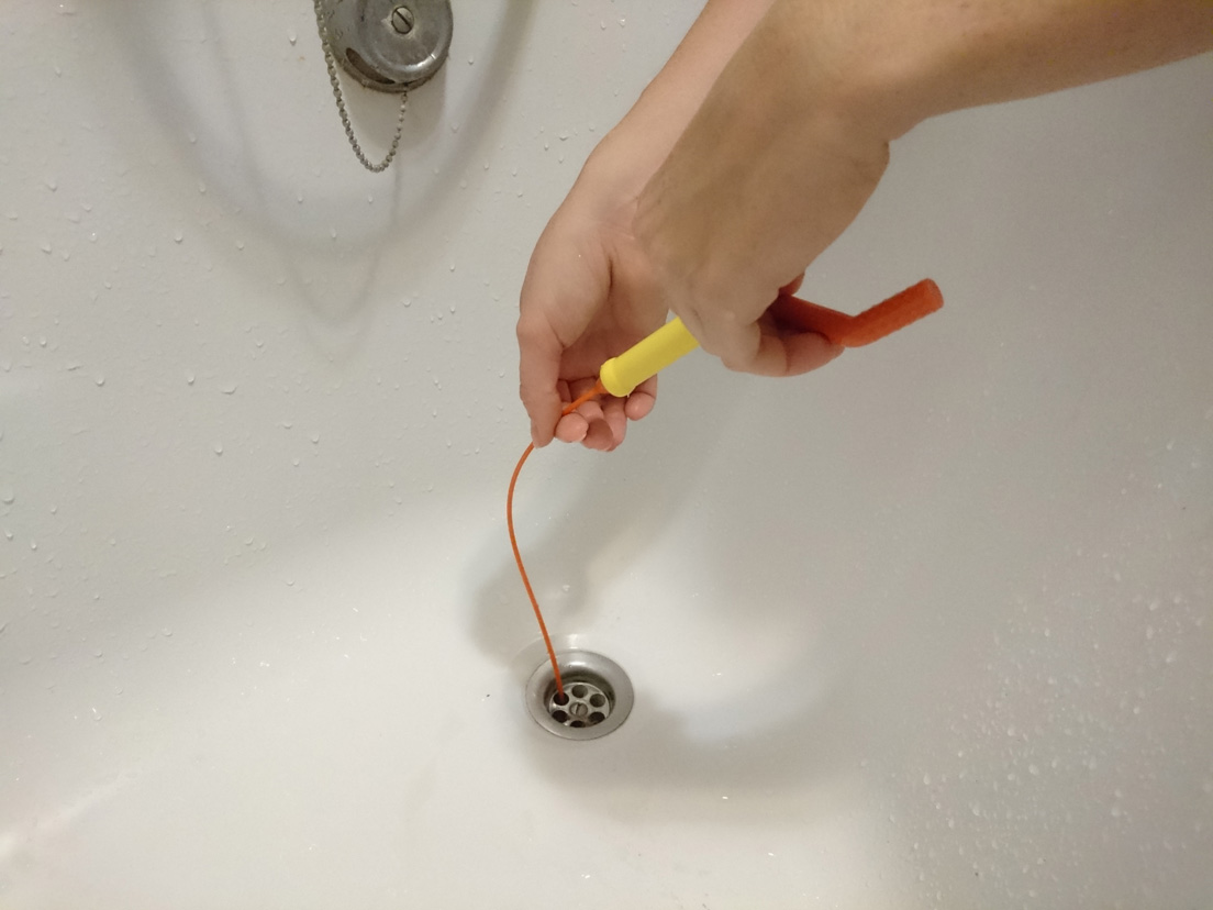 Прочистка труб троссиком